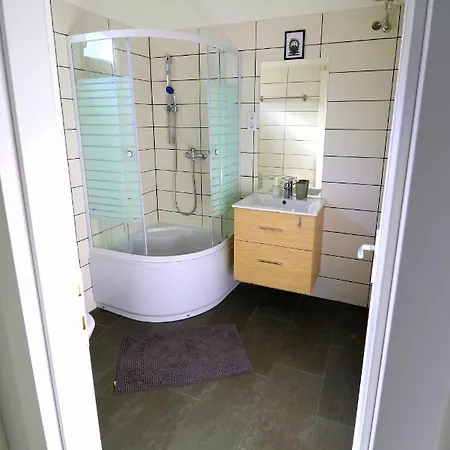 Friends & Family * Веленце