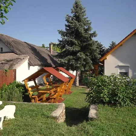 Friends & Family 公寓 *