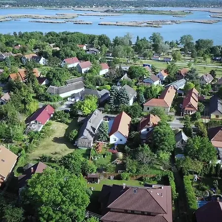 Friends & Family Апартаменты