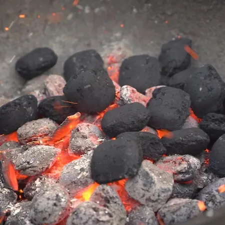 Friends & Family Веленце