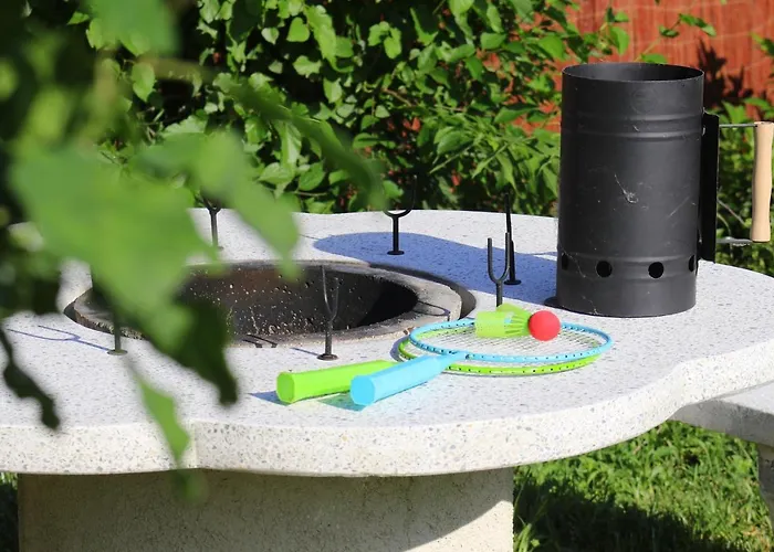 Friends & Family ולנצה