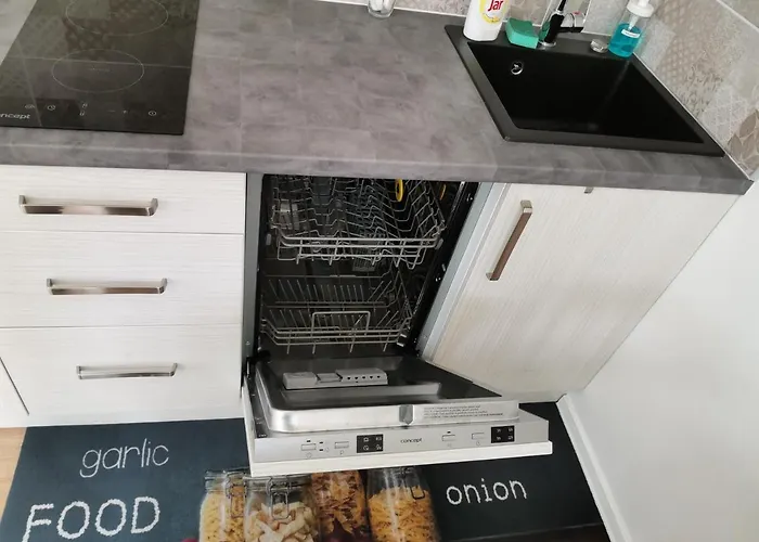 Friends & Family * ולנצה